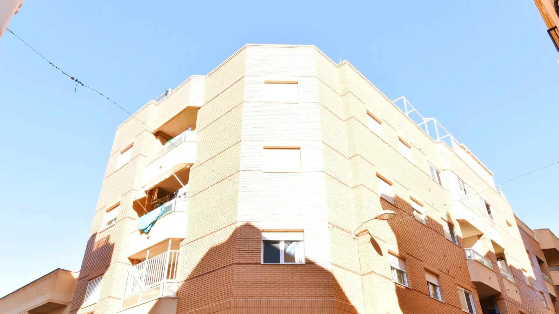 Vista exterior de Piso en venta en El Ejido con Aire acondicionado, Amueblado y Balcón