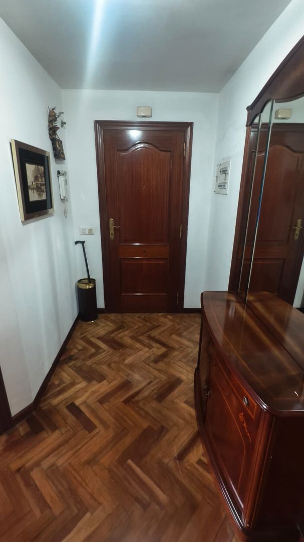 Piso en venta en A Coruña Capital  con Parquet, Terraza y Trastero