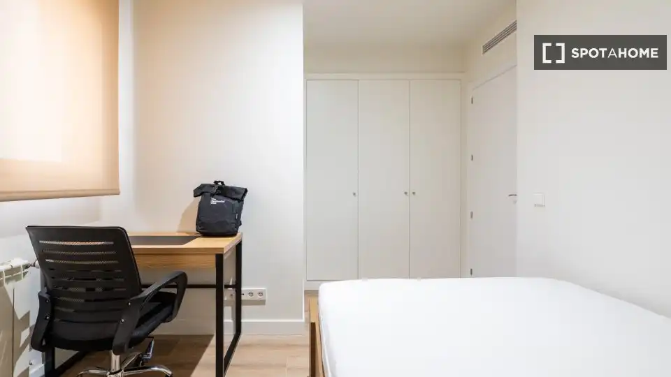 Room in Sol