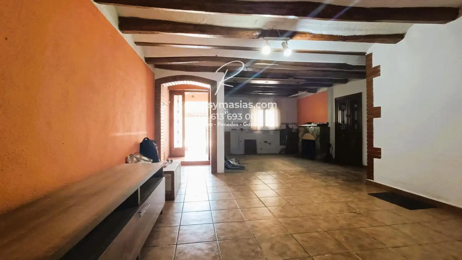 Casa adosada en venta en Torrelavit con Jardín privado, Terraza y Trastero