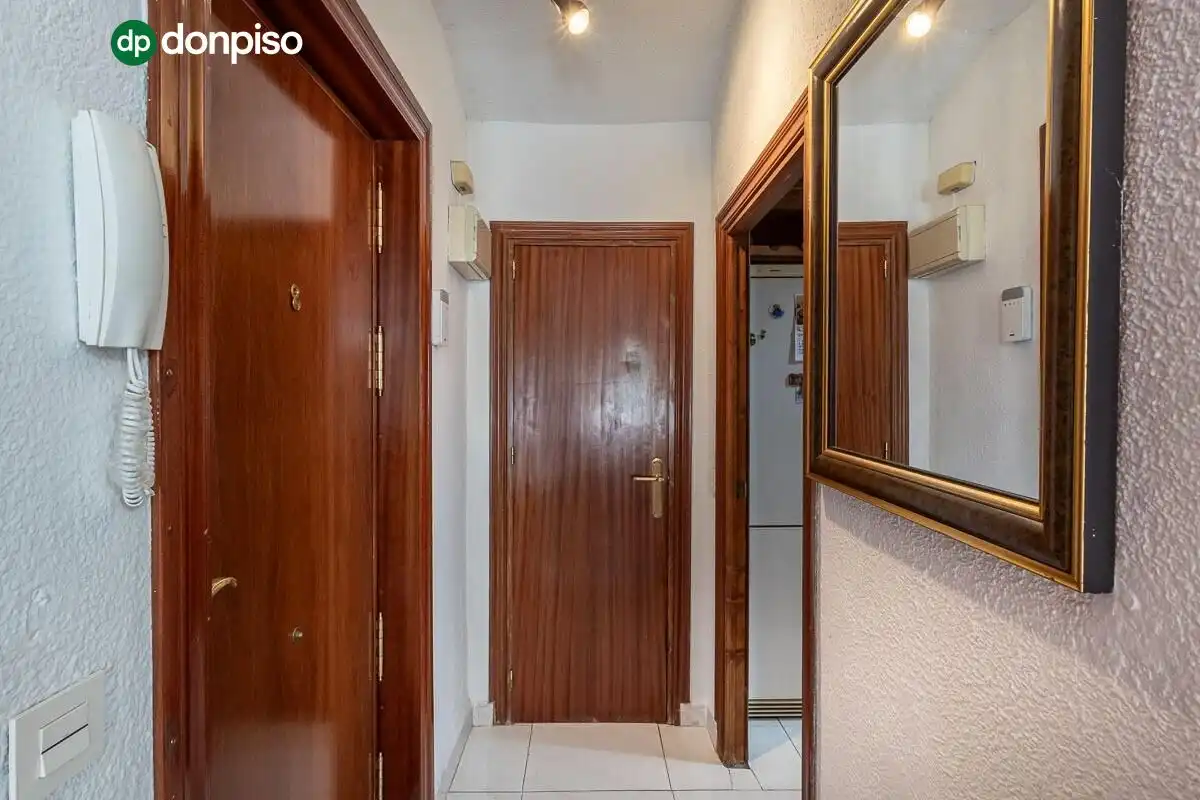 Piso en venta en Granada con Alarma