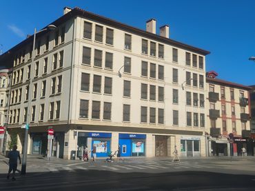 Pis amb ascensor en venda a Geltokia Hiribidea 3