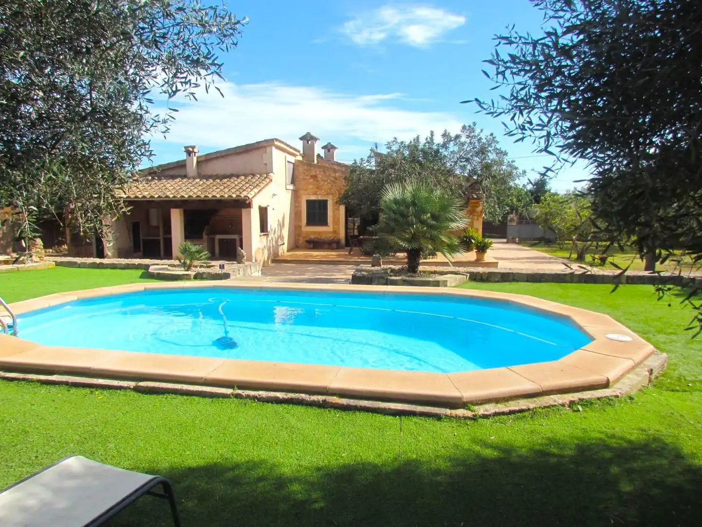Piscina de Finca rústica de alquiler en Santa Eugènia con Aire acondicionado, Jardín privado y Terraza