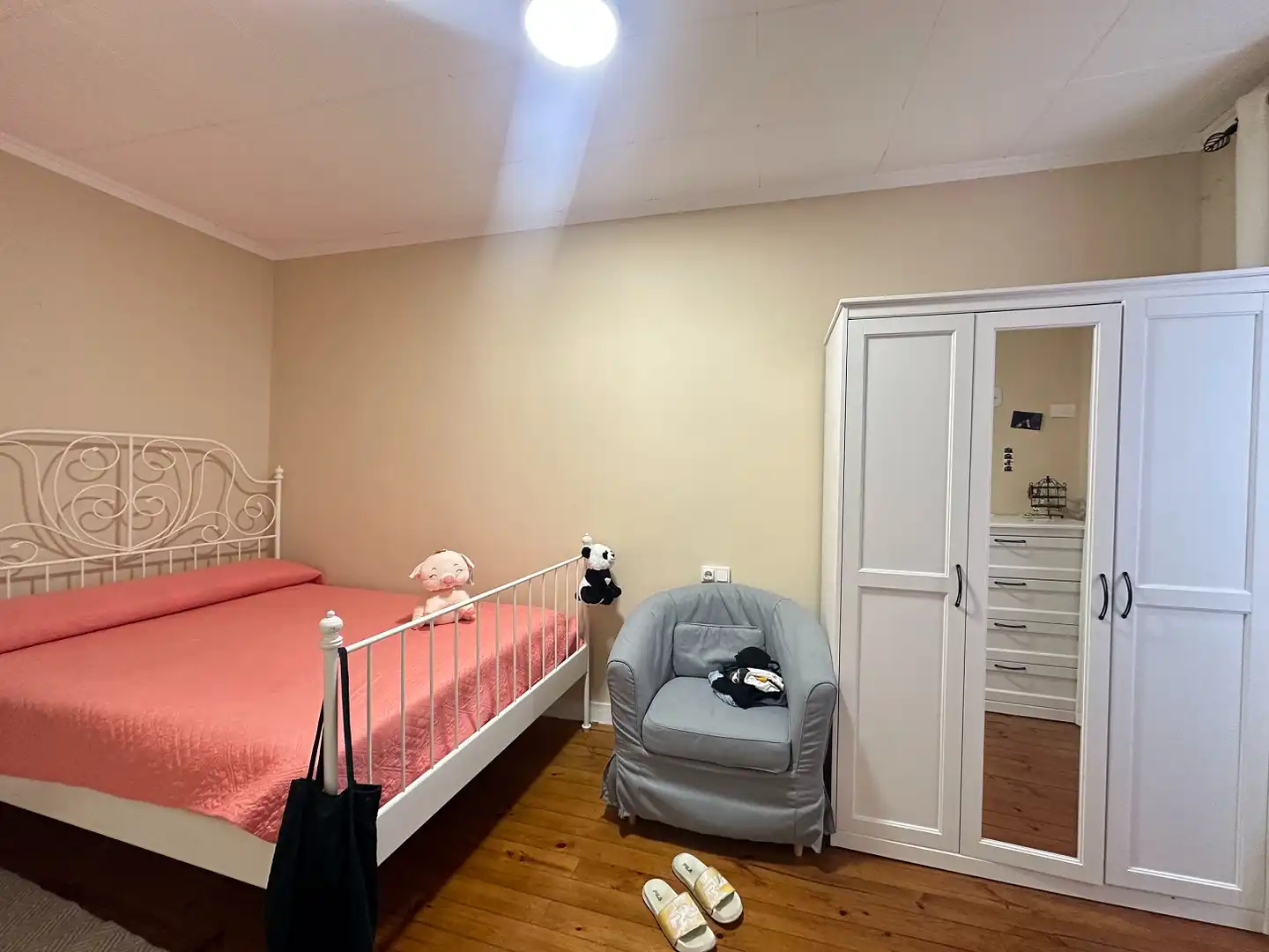 Habitación de Casa o chalet en venta en Santiago de Compostela  con Calefacción, Terraza y Amueblado