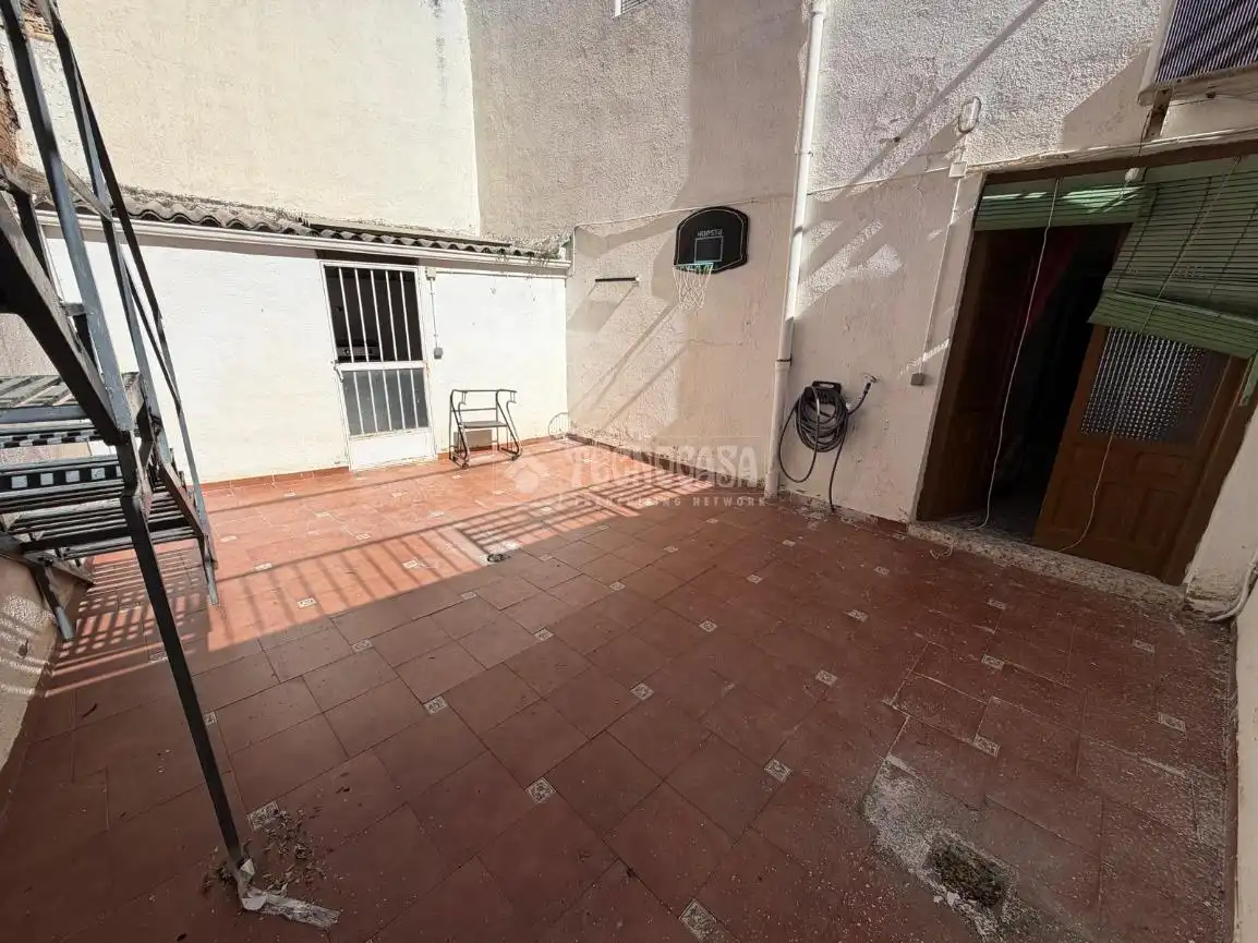 Casa adosada en venta en Mancha Real