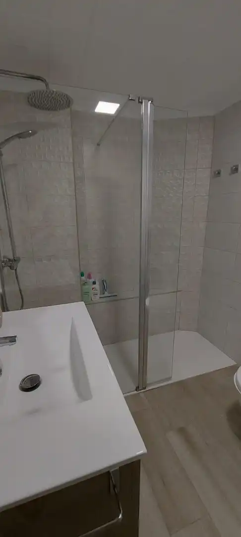 Bany de Apartament de lloguer en Alicante / Alacant