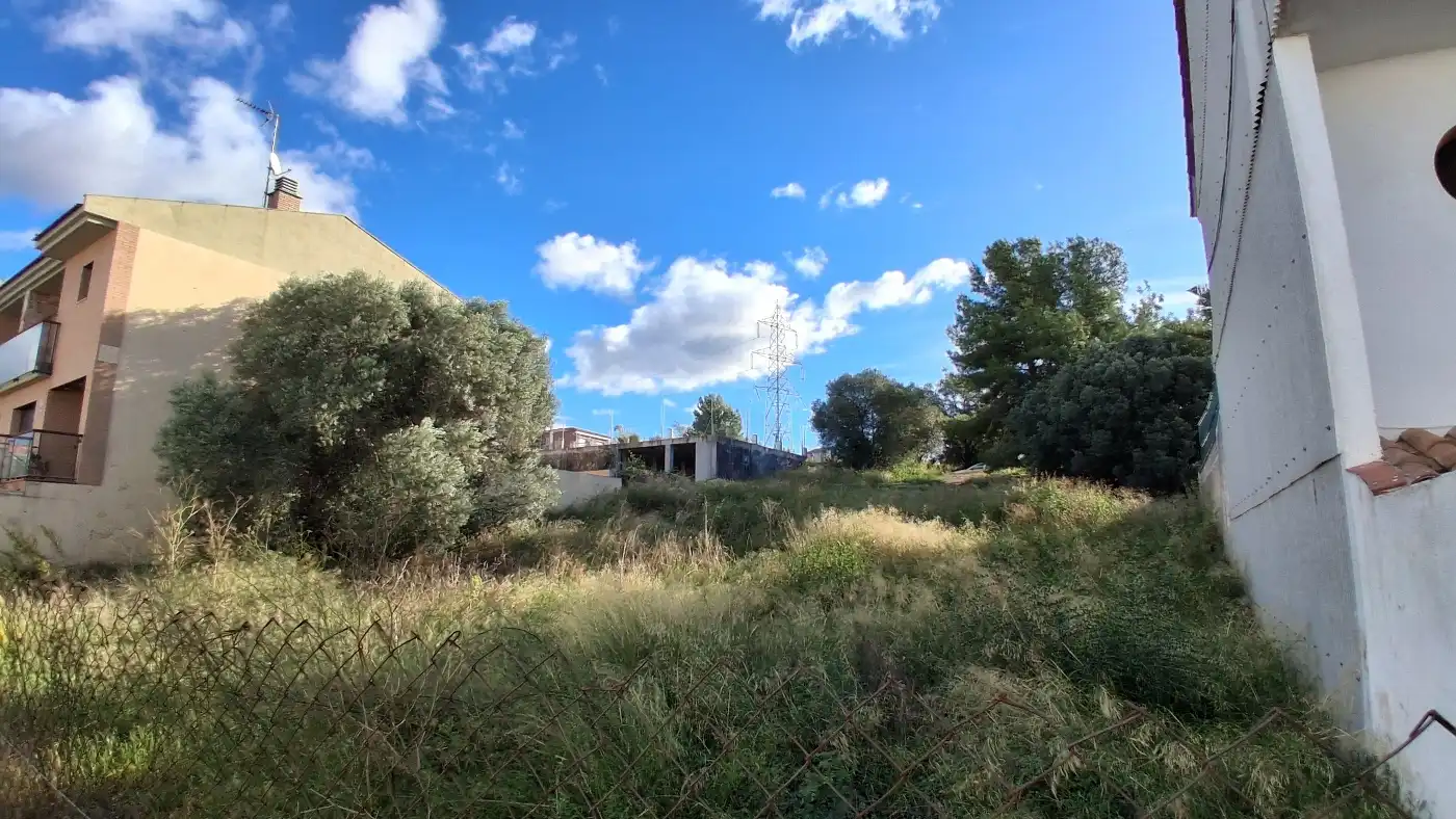 Residential land for sale in Carrer Ribera d' Ebre 10, imagen 3