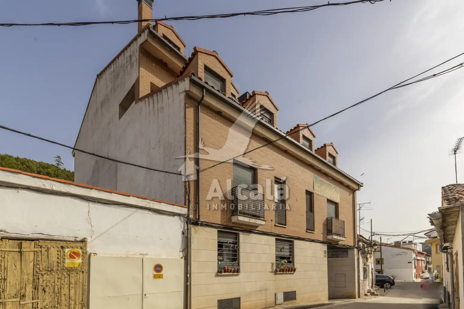 Vista exterior de Piso en venta en Chiloeches con Calefacción, Trastero y Balcón