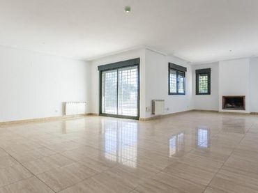 Casa pareada en venta en calle Pilar Bardem