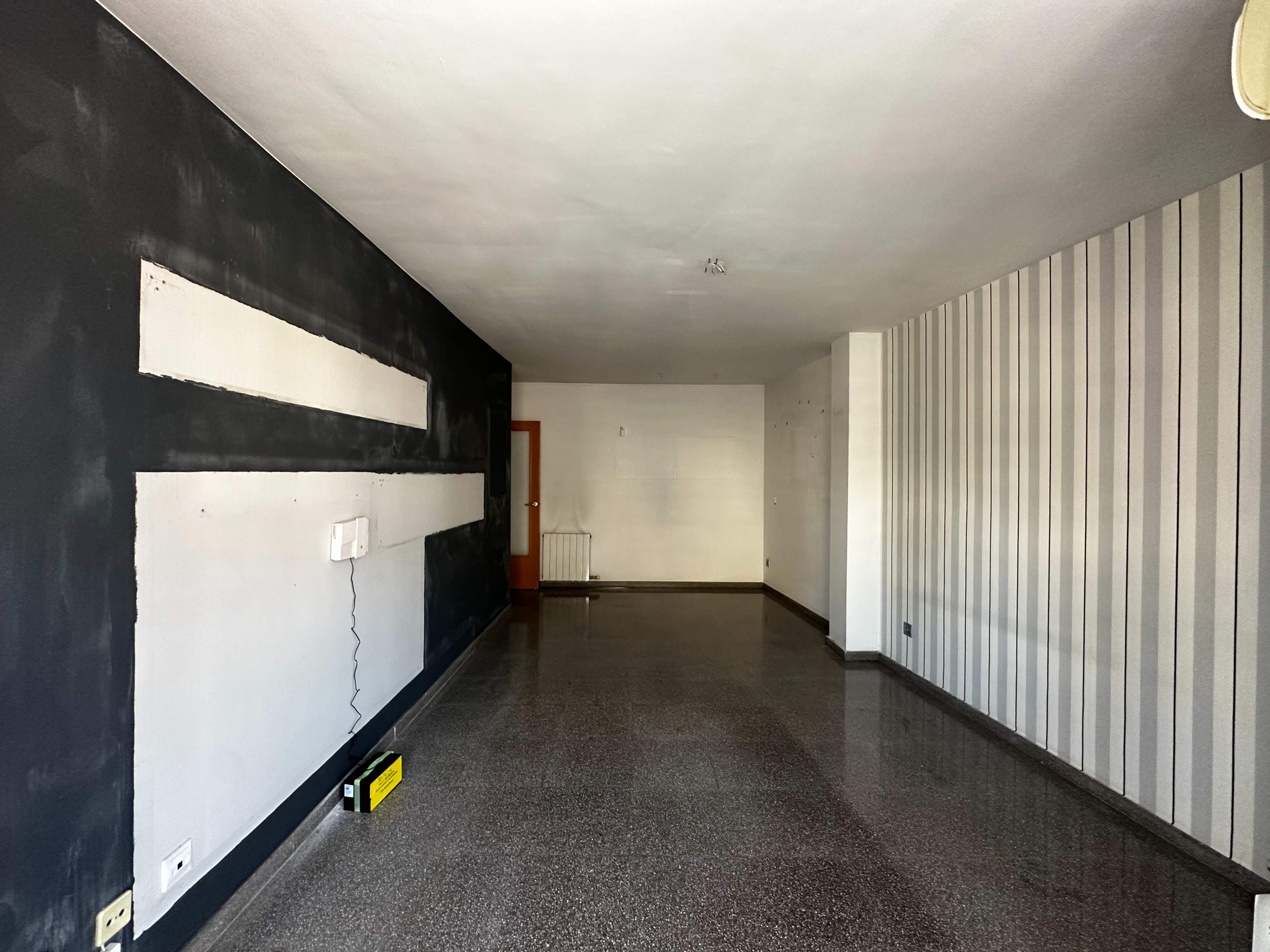 Flat for sale in  FRANCESC MACIA, Nucli Urbà