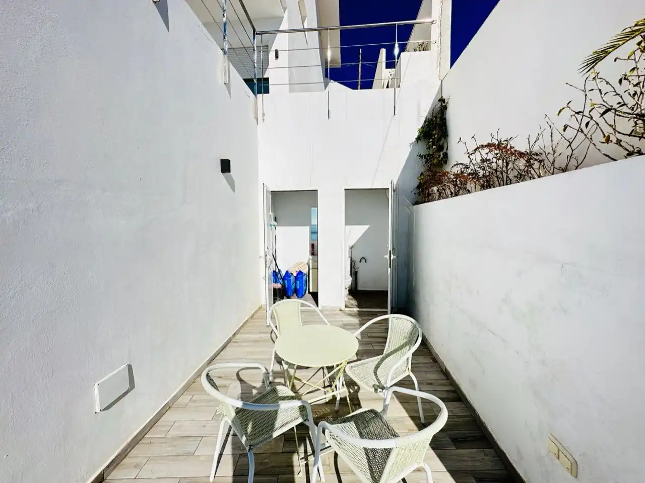 Terrassa de Casa o xalet en venda en Nerja amb Aire condicionat, Jardí privat i Traster