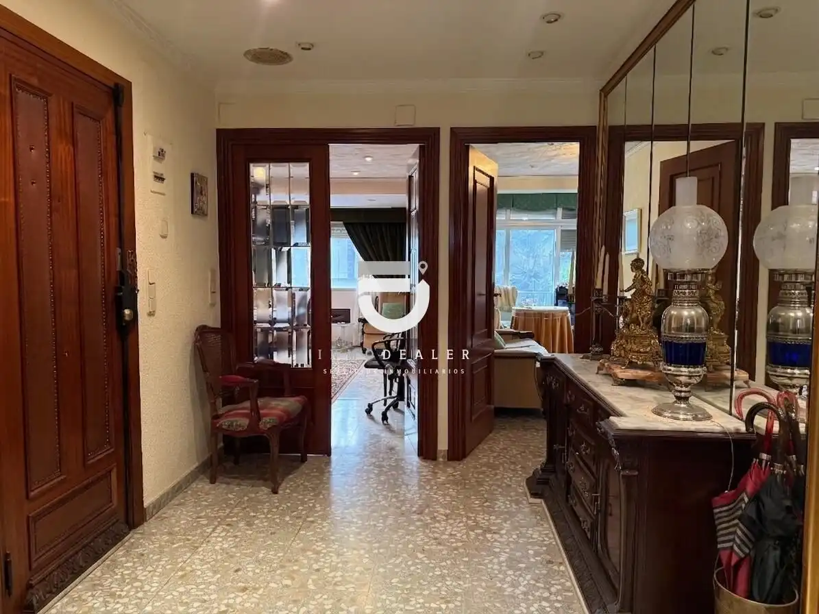 Flat with lift for sale in REPUBLICA ARGENTINA DE LA