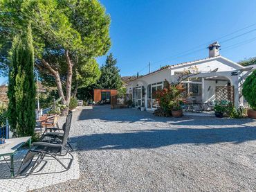 Villa avec jardin à vendre à Cómpeta
