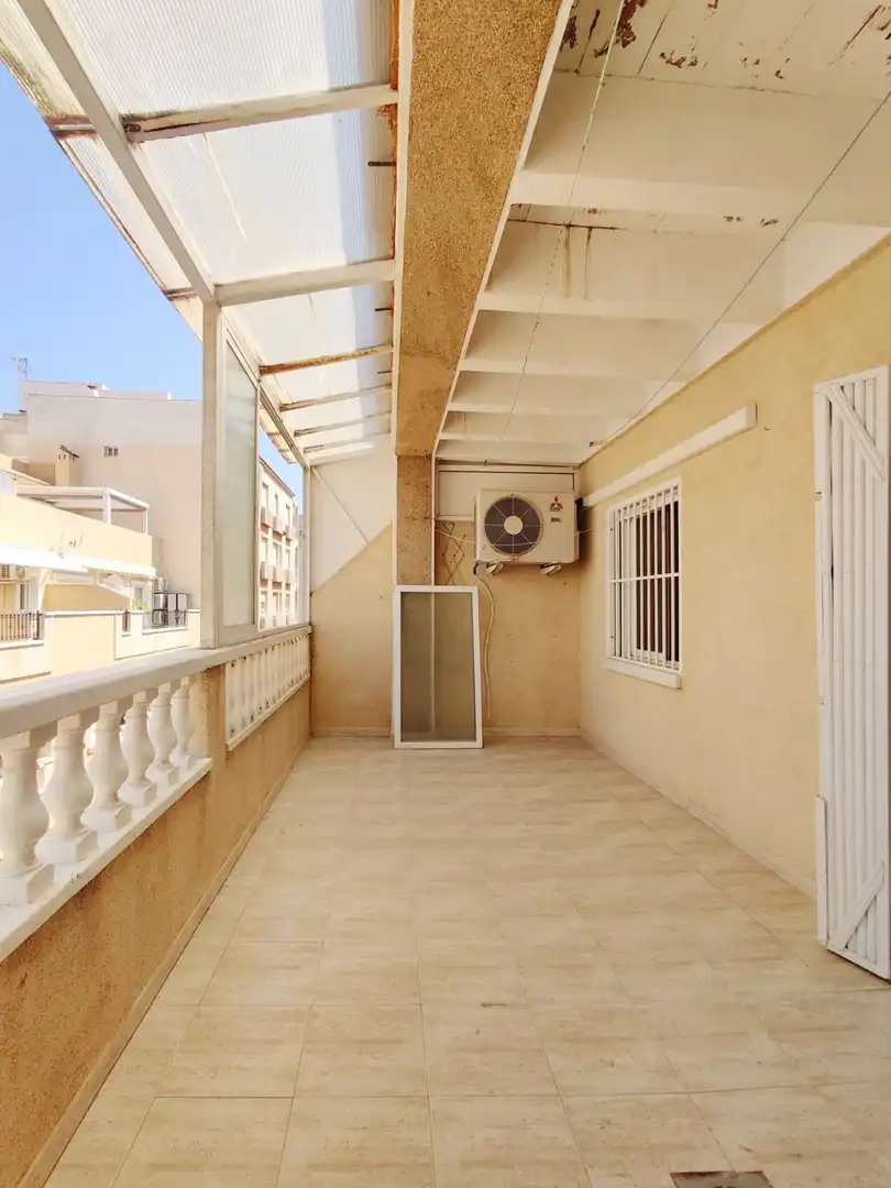 Terrassa de Àtic en venda en Torrevieja amb Terrassa i Piscina comunitària