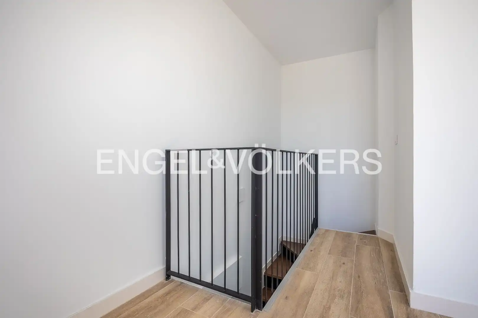 Balcony of Duplexes for sale in Sevilla  with Air Conditioner, Heating and Terrace