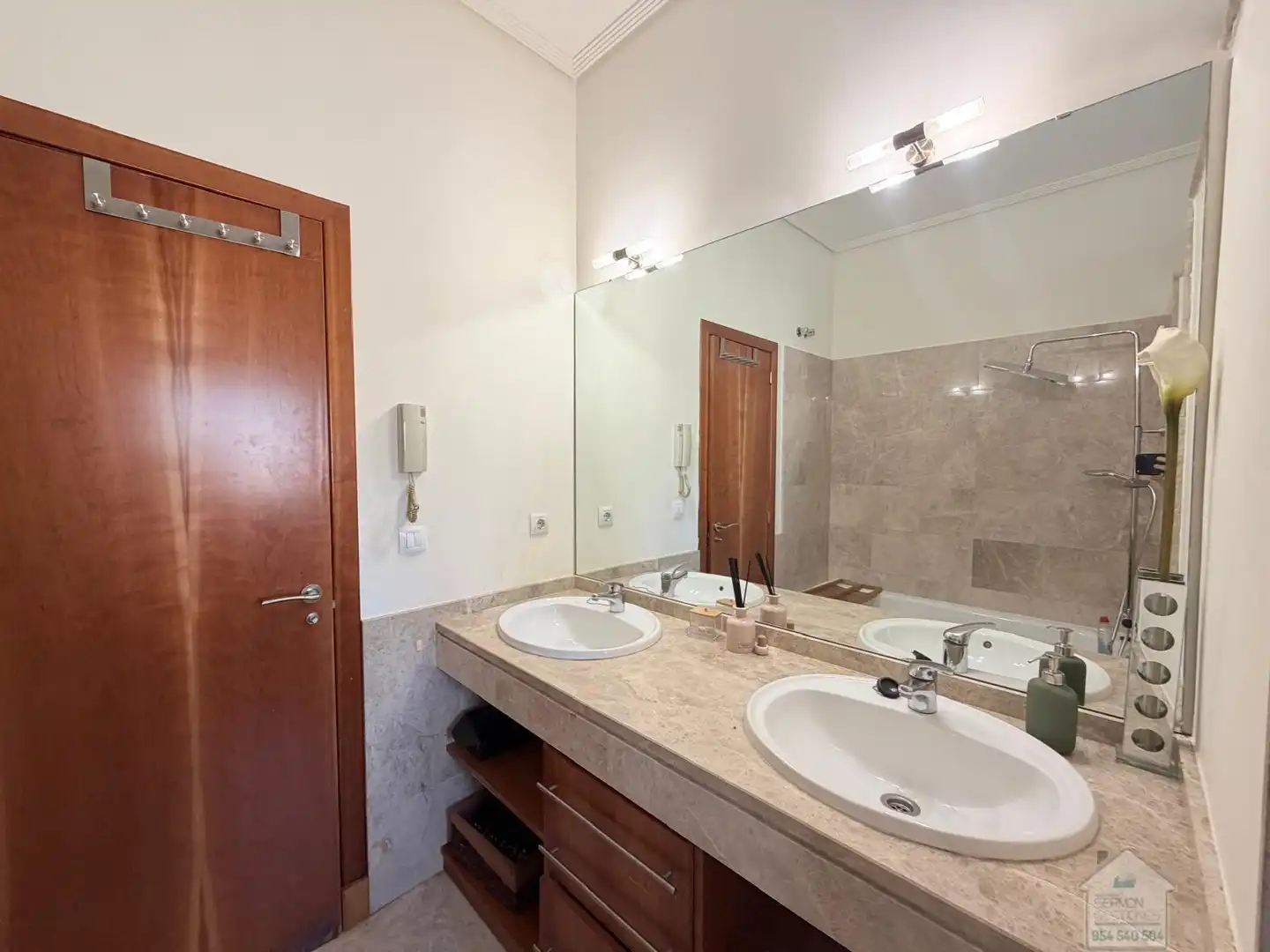 Baño de Casa o chalet en venta en Montequinto con Aire acondicionado, Terraza y Trastero