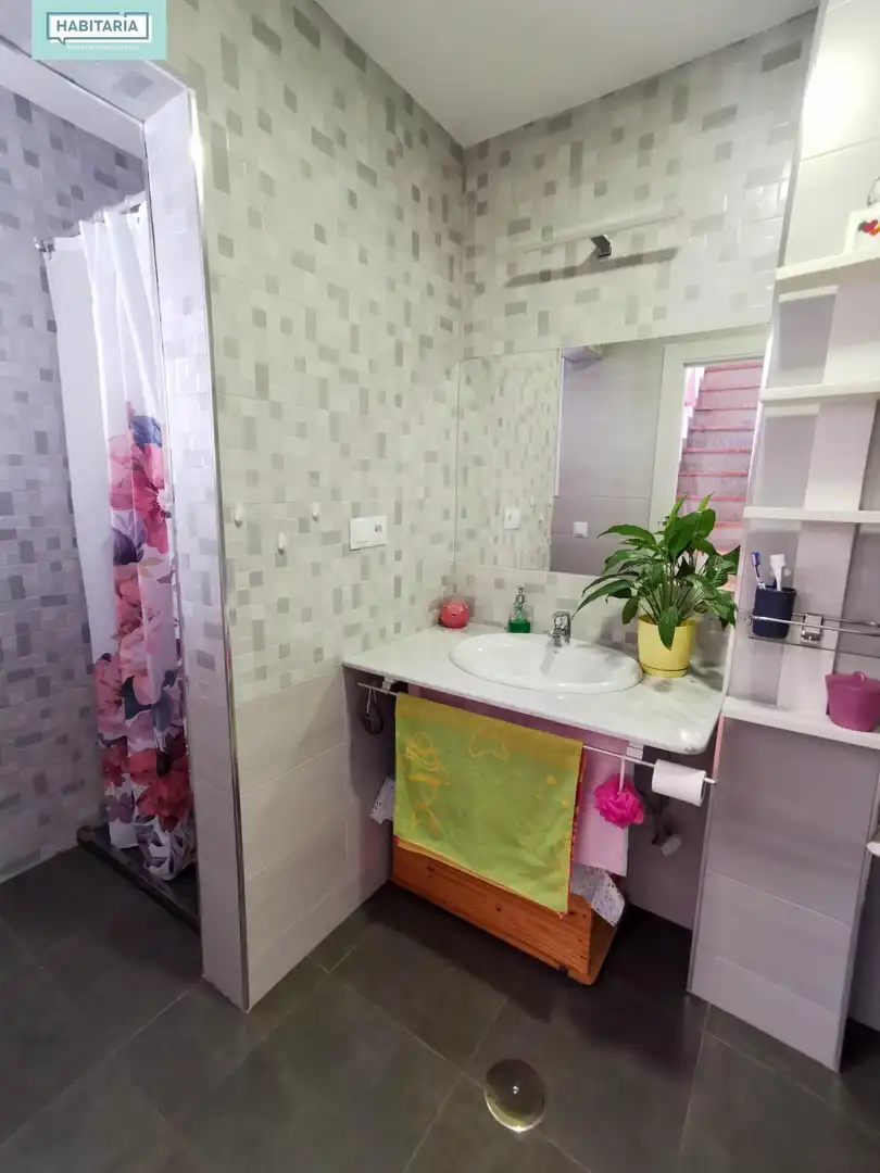 Bathroom of Houses for sale in Málaga  with Terrace and Balcony