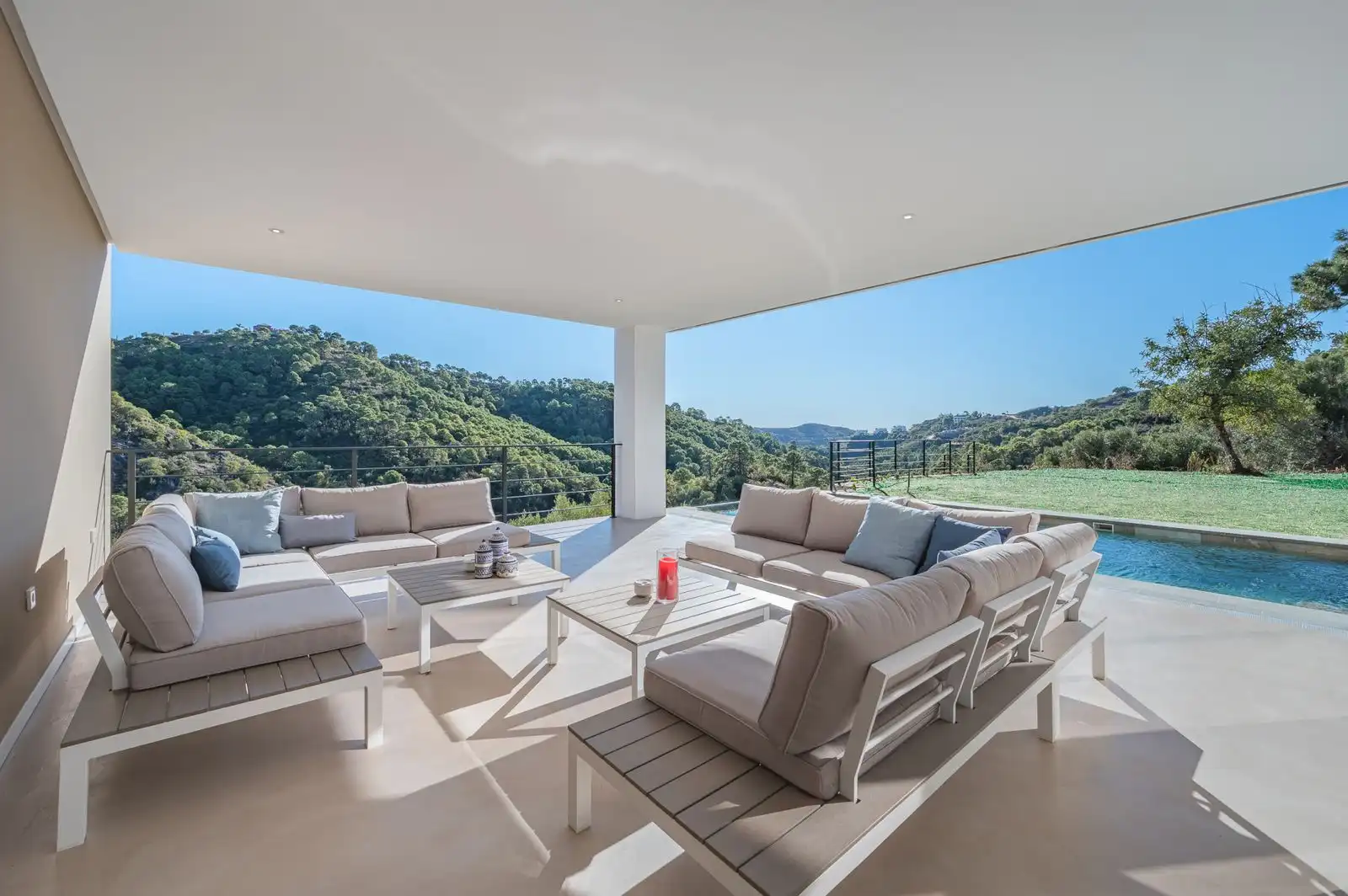 Terrace of Houses for sale in Málaga  with Air Conditioner, Terrace and Swimming Pool