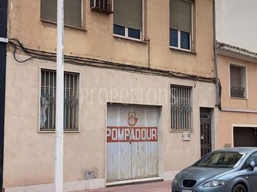 Nau industrial en venda a Novelda