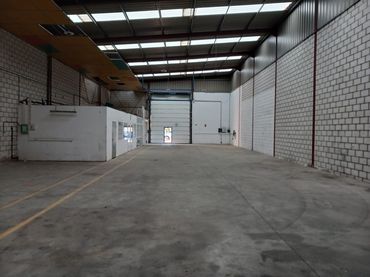 Nave industrial en venta en Calle Tomelloso