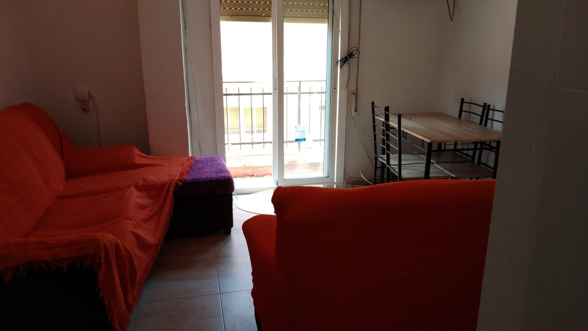 Dormitori de Pis de lloguer en  Murcia Capital amb Aire condicionat, Terrassa i Moblat