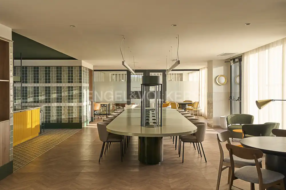 Comedor de Estudio de alquiler en Alcobendas con Aire acondicionado, Calefacción y Jardín privado