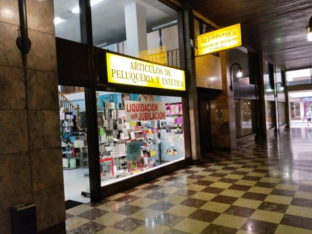 Local comercial en Alquiler en Centro