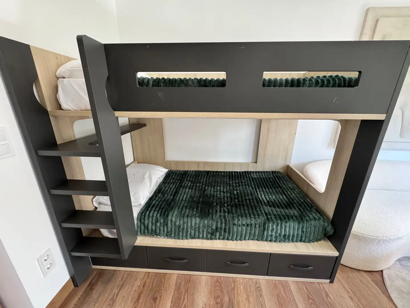 Bedroom of Study for rent in Estepona  with Air Conditioner, Heating and Private garden