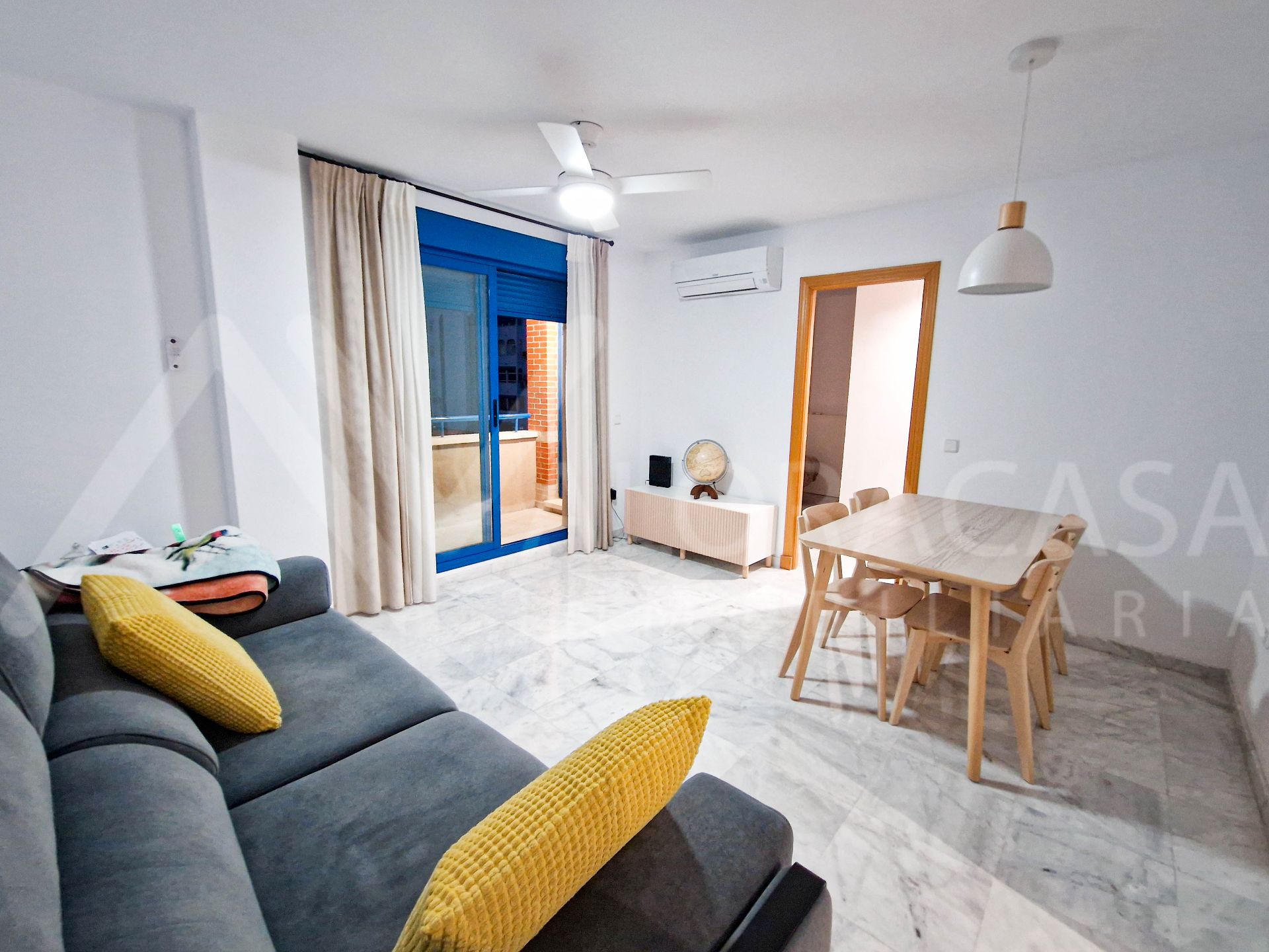 Living room of Flat to rent in Málaga Capital  with Air Conditioner, Terrace and Furnished