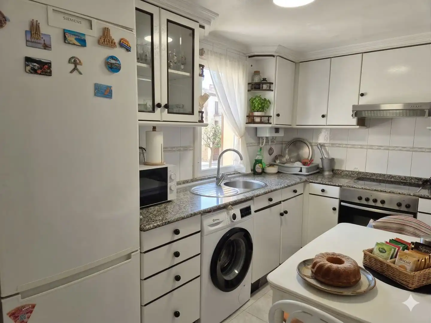 Kitchen of Apartments for sale in A Coruña Capital 