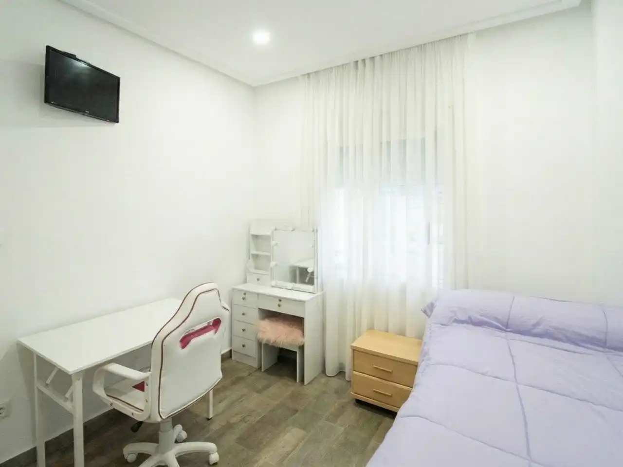 Habitación de Piso en venta en Carlet con Jardín privado, Terraza y Amueblado
