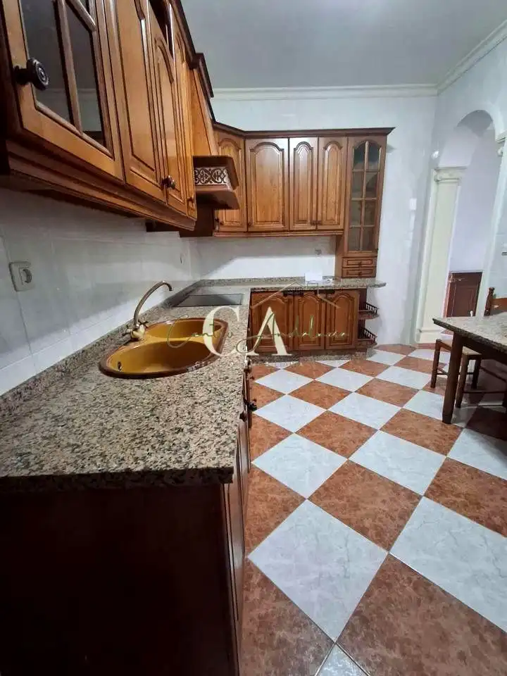 Cuina de Casa o xalet en venda en Badolatosa amb Aire condicionat i Terrassa