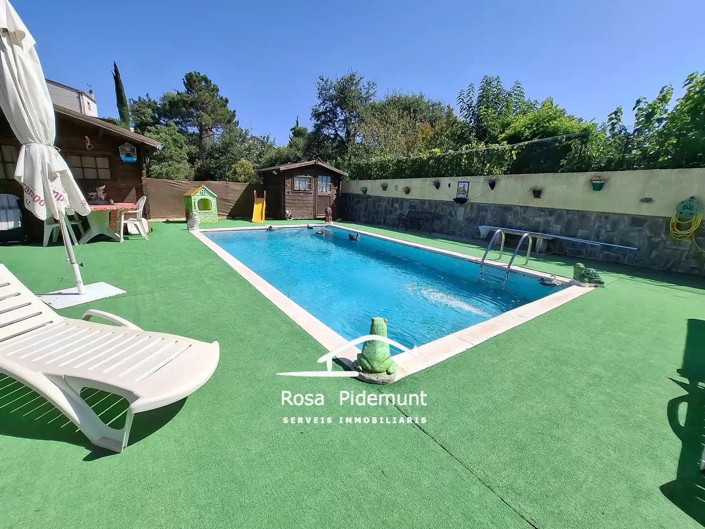 Casa amb piscina en venda a Carrer Dàlia, imagen 2