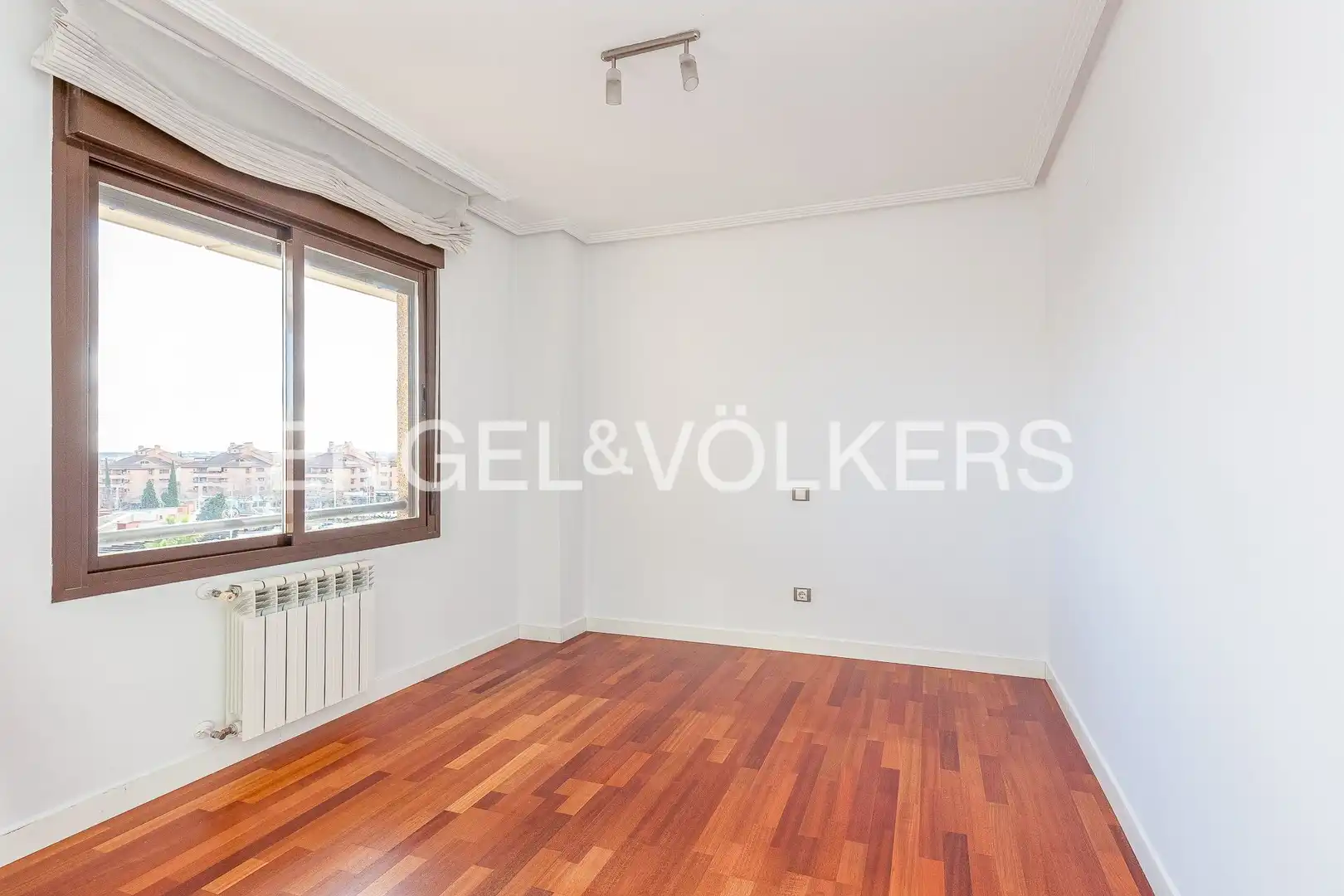 Habitación de Ático en venta en Sector B