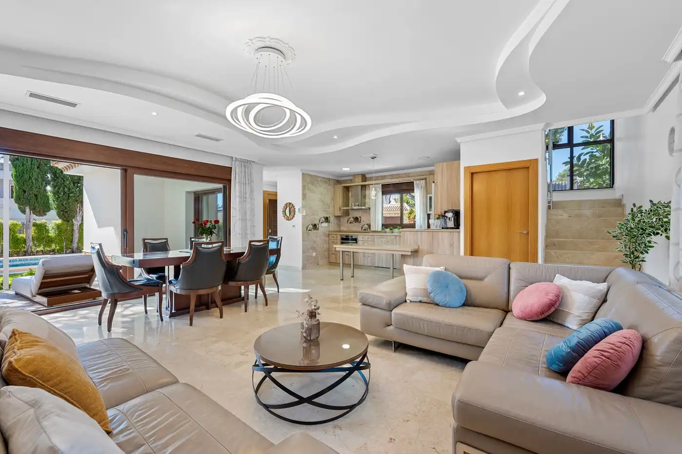 Sala d'estar de Finca rústica en venda en Orihuela amb Aire condicionat, Jardí privat i Terrassa