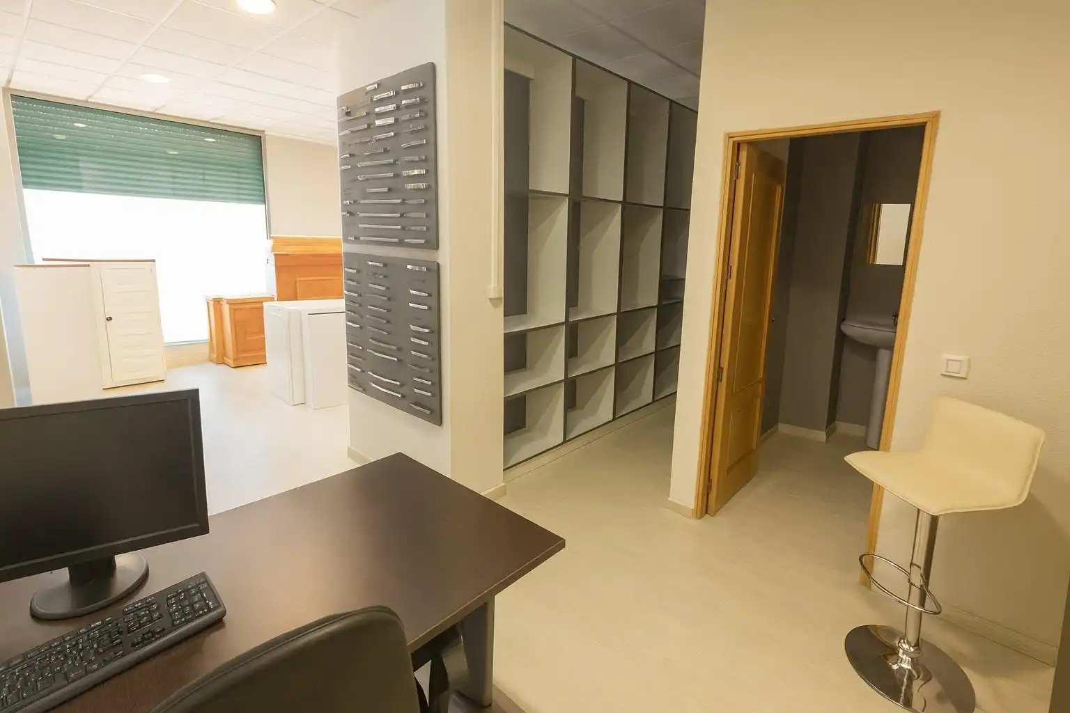 Business premises for sale in Calle LOPEZ AYALA, imagen 6