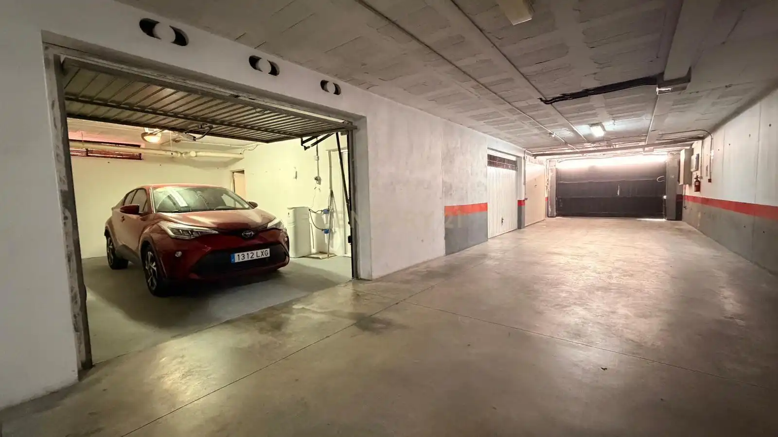 Parking of Detached homes for sale in Málaga  with Air Conditioner, Storage room and Swimming Pool