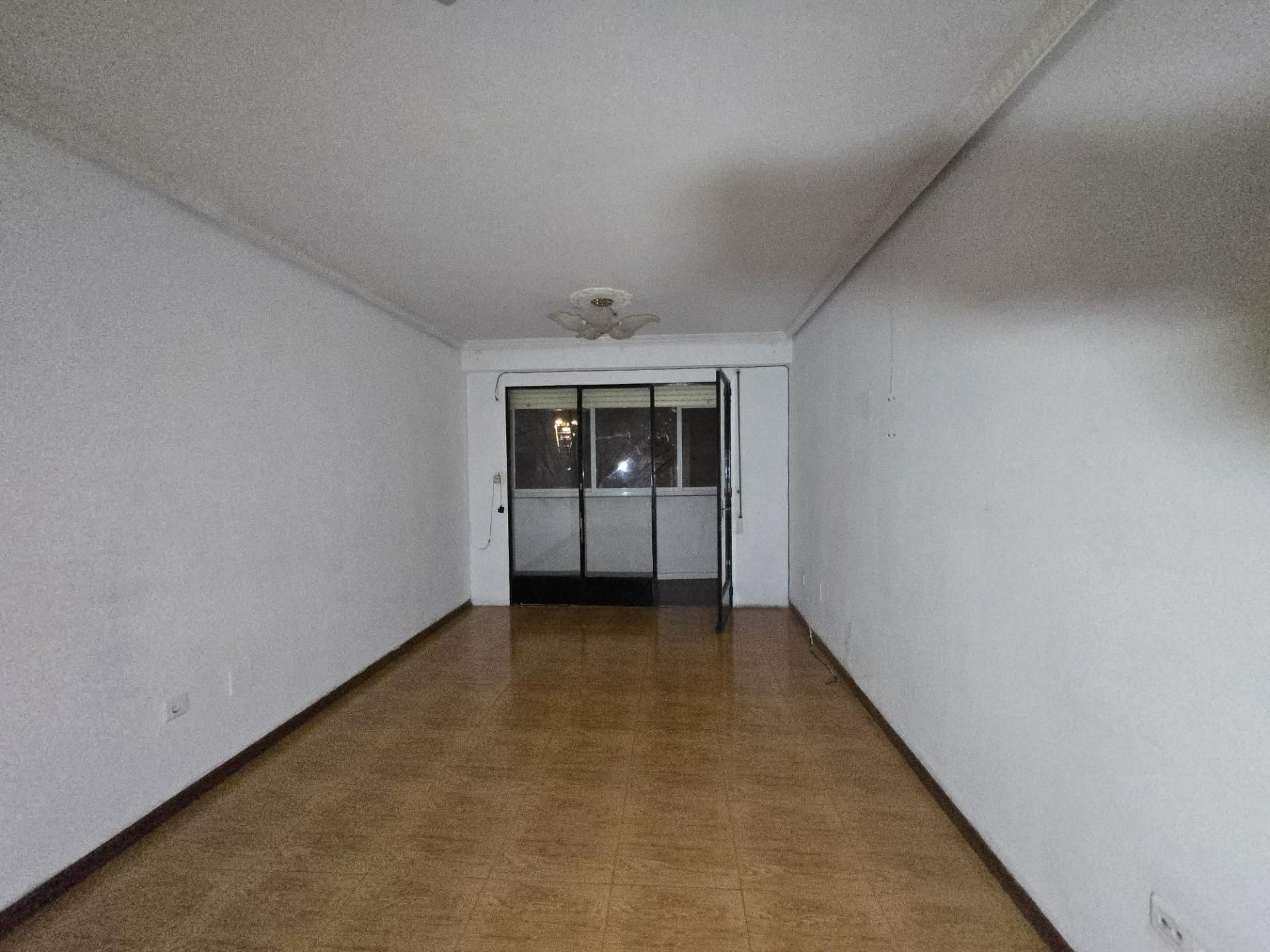 Living room of Flat for sale in Vigo   with Terrace and Balcony