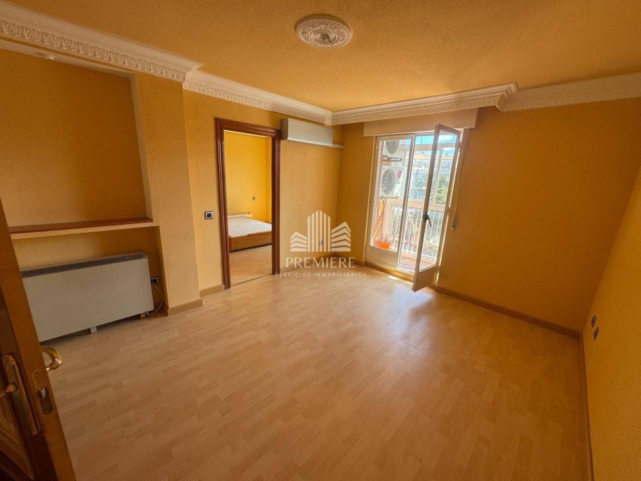 Dormitori de Pis en venda en Terradillos amb Aire condicionat, Calefacció i Balcó