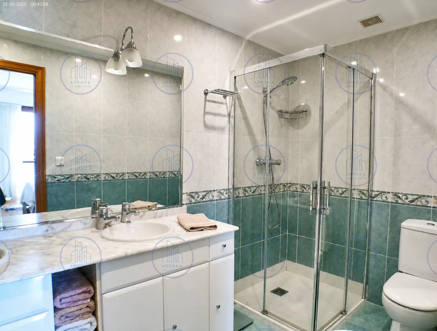 Baño de Casa adosada en venta en Donostia - San Sebastián  con Calefacción, Jardín privado y Terraza