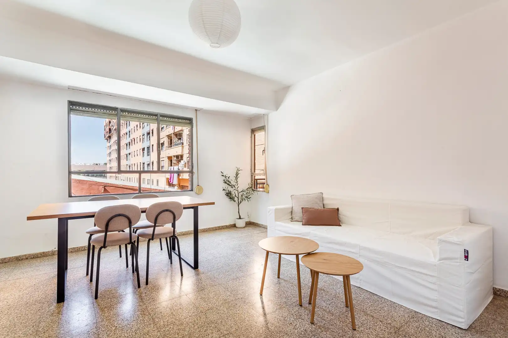Piso en venta en Pianista Amparo Iturbi, Malilla