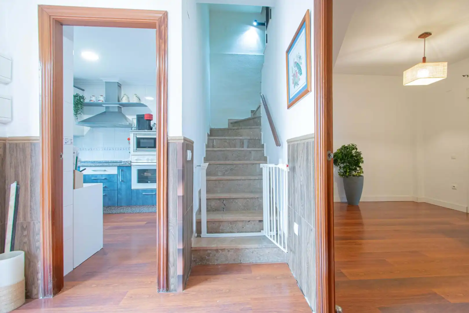 Detached homes for sale in Almensilla  with Private garden, Storage room and Swimming Pool