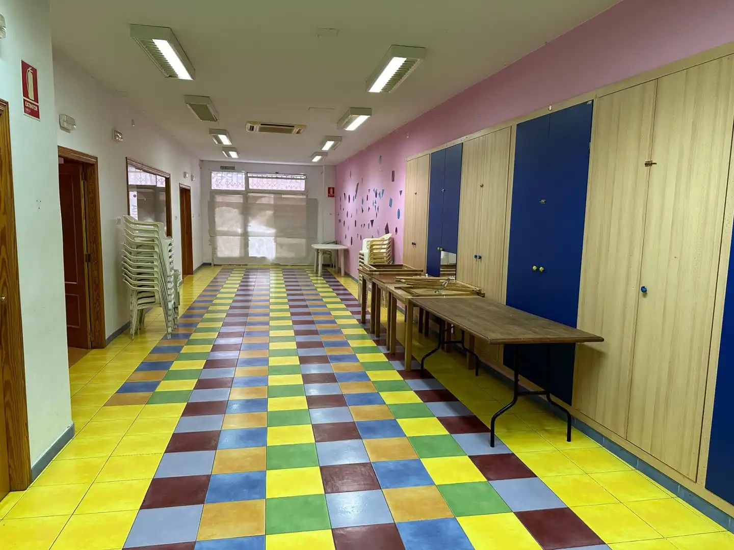 Business premises for sale in Pais Valencia, imagen 2