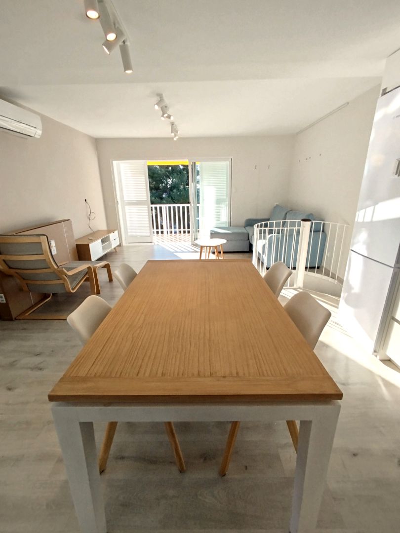 Apartament de lloguer a Carrer Cerdanya, La Móra