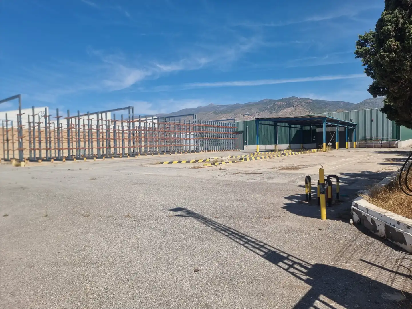 Vista exterior de Nave industrial en venta en La Mojonera con Alarma