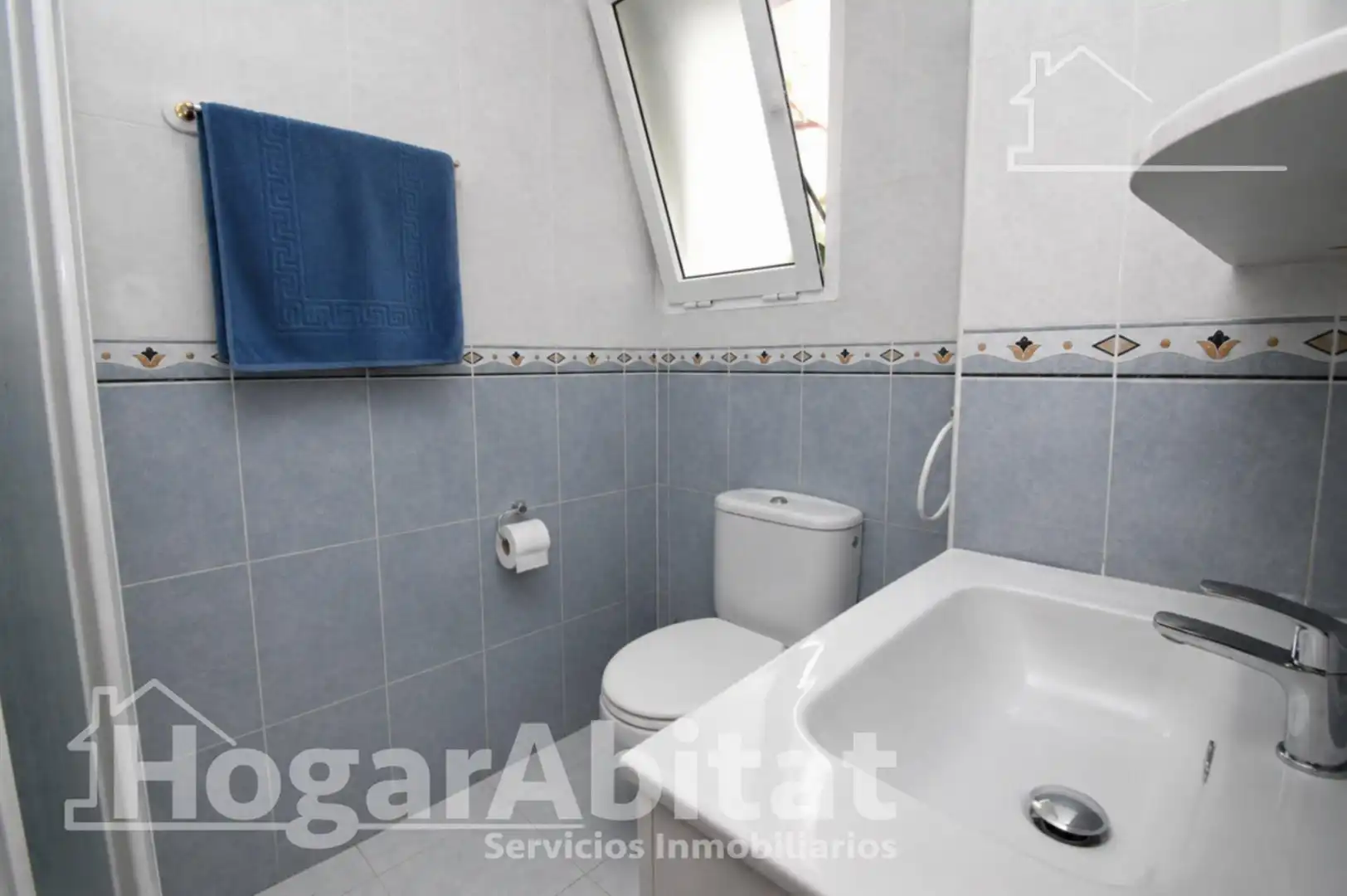 Baño de Piso en venta en Valencia con Aire acondicionado, Calefacción y Terraza