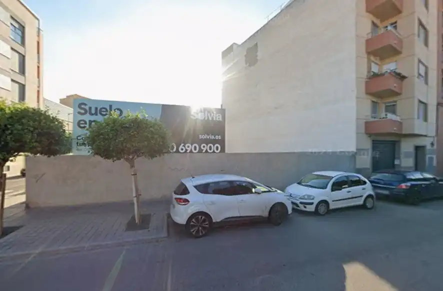 Terreny residencial en venda a Carrer de la Constitució Espanyola 29, imagen 5
