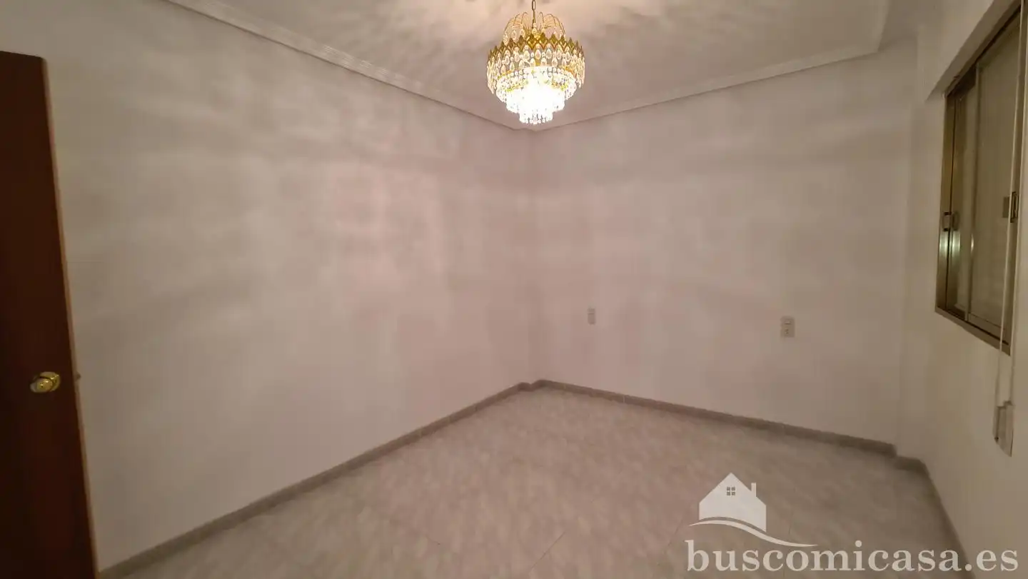 Wohnung zum Verkauf in Jódar mit Balkon