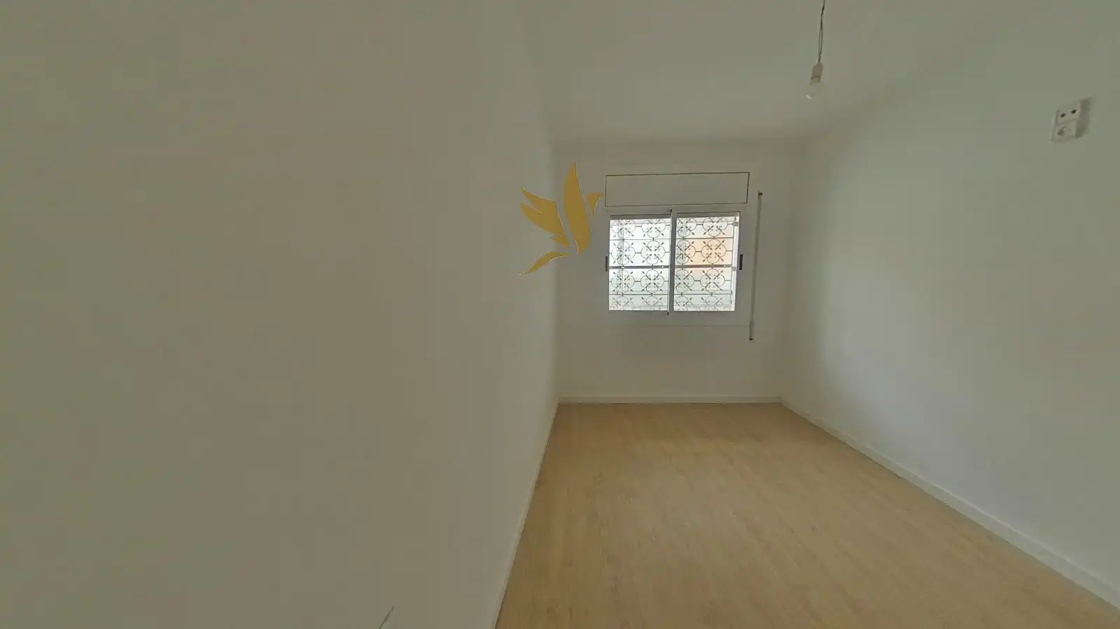 Bedroom of Flat for sale in Badalona