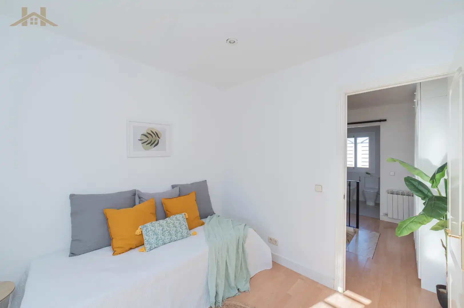 Bedroom of Houses for sale in Móstoles  with Air Conditioner, Heating and Terrace
